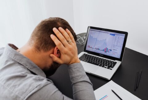 Photo by Karolina Grabowska: https://www.pexels.com/photo/man-with-laptop-on-desk-terrified-by-stock-market-chart-5717791/